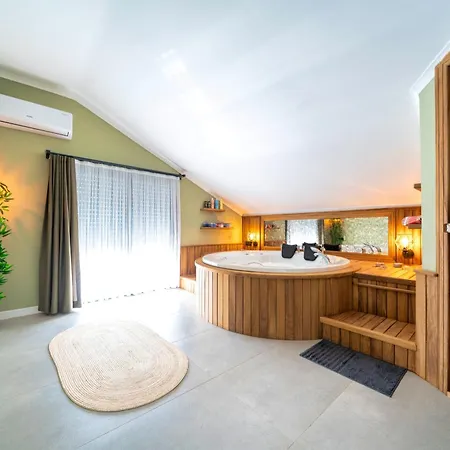 Casa Oliva 1 With Sauna Pool Patio & Bbq * Fethiye