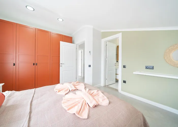 Villa Casa Oliva 1 With Sauna Pool Patio & Bbq *